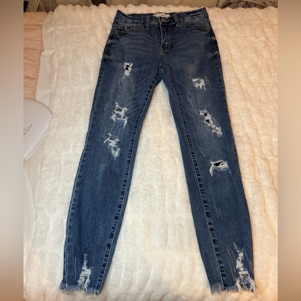 KanCan Distressed Skinny Jeans Size 7/27 - Picture 2 of 8